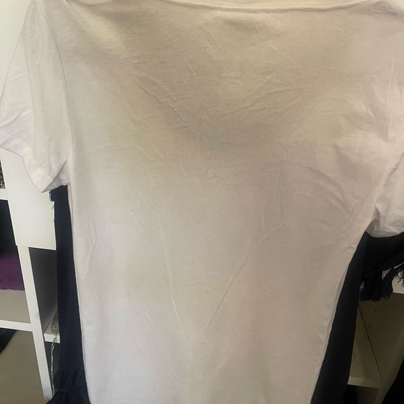 Classy top - Picture 4 of 9